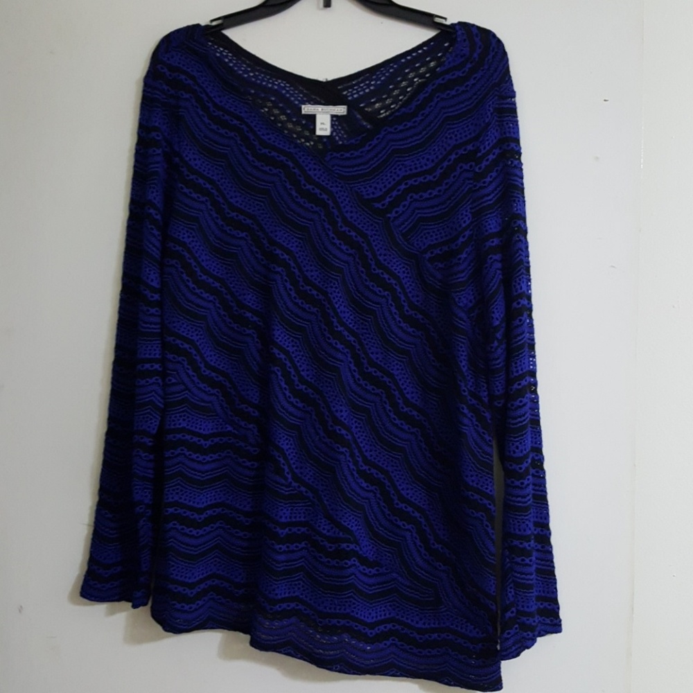 Dana Buchman blouse
